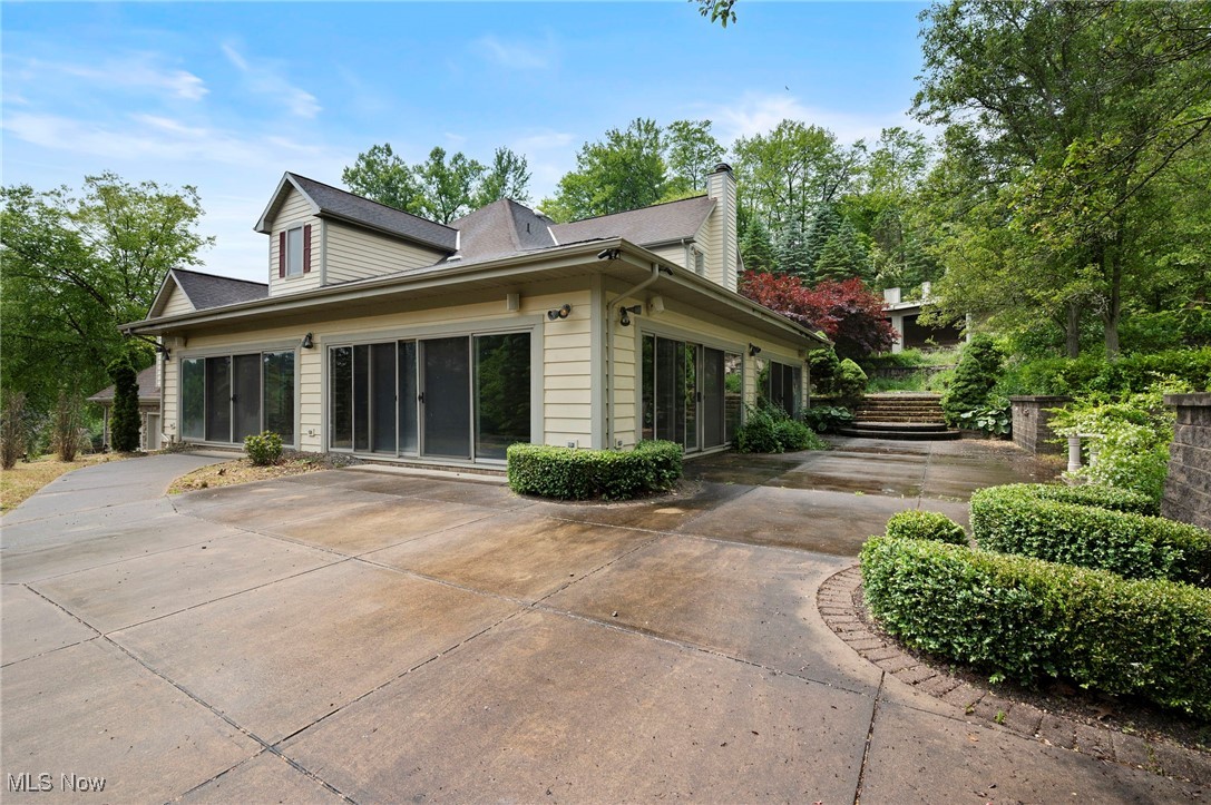769 Village Trail Gates Mills OH 44040
