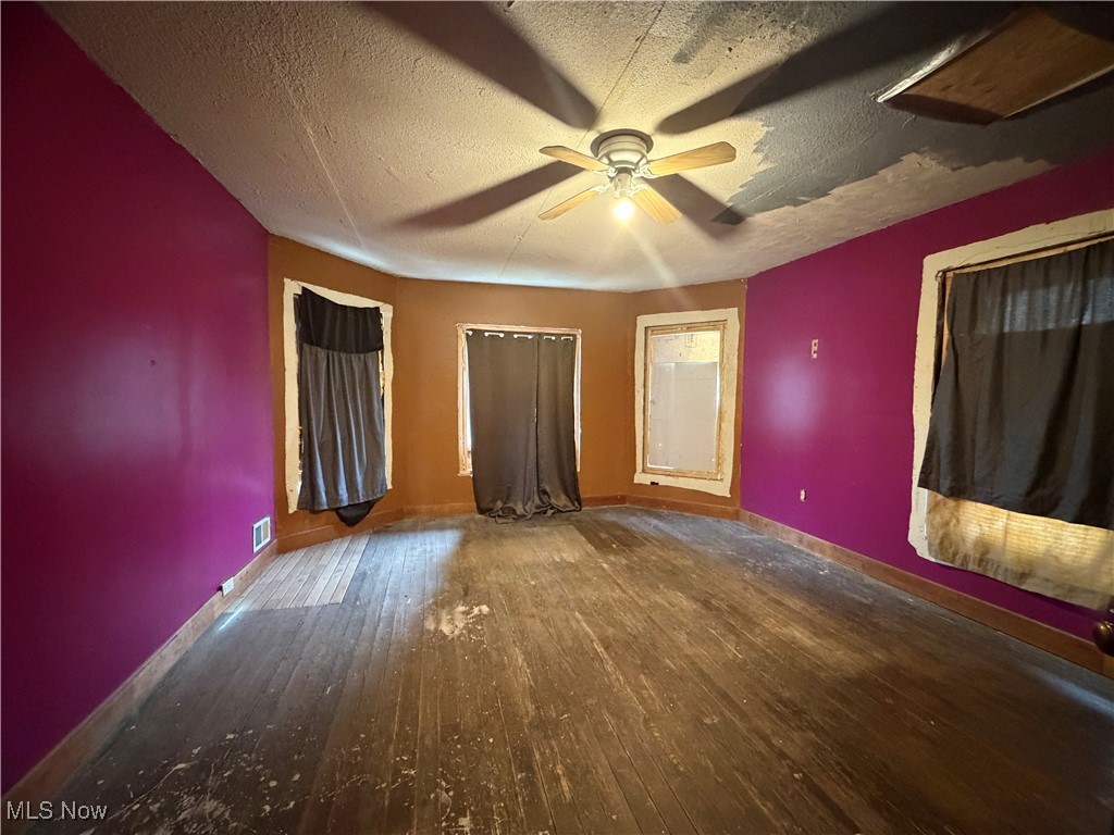 80860 Davis Street Tippecanoe OH 44699