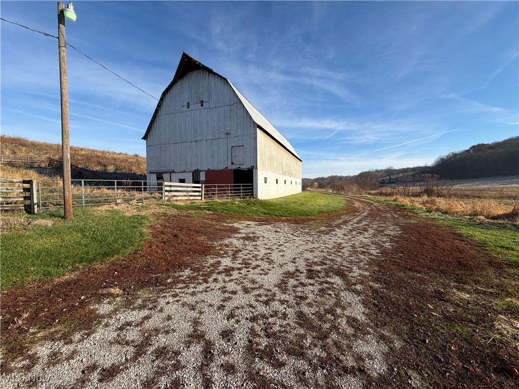 14675 County Road 3 Frazeysburg OH 43822