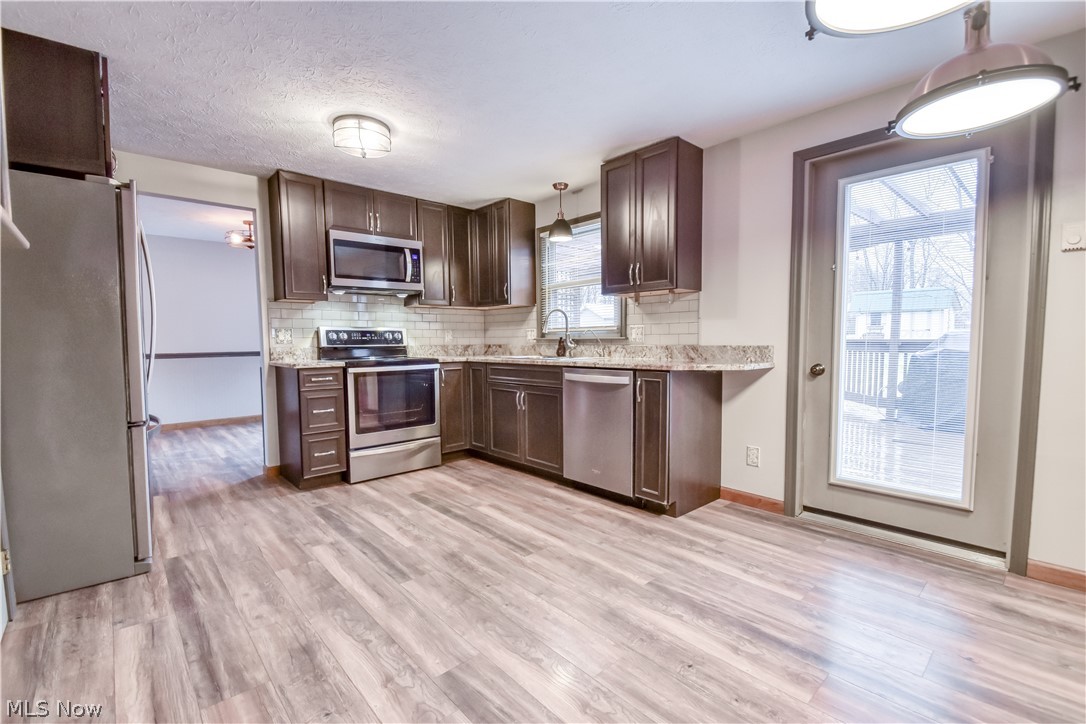 7857 Lester Drive Leroy OH 44077