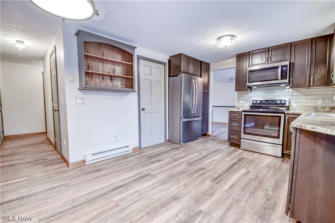 7857 Lester Drive Leroy OH 44077