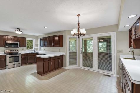 431 Avon Point Avenue Avon Lake OH 44012