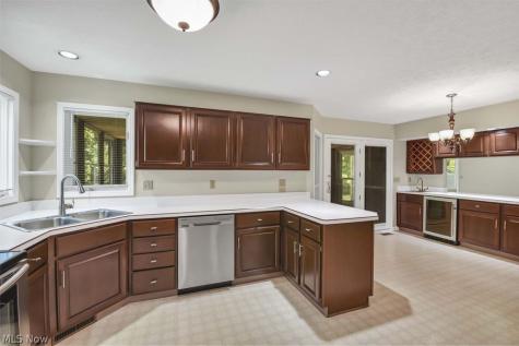 431 Avon Point Avenue Avon Lake OH 44012
