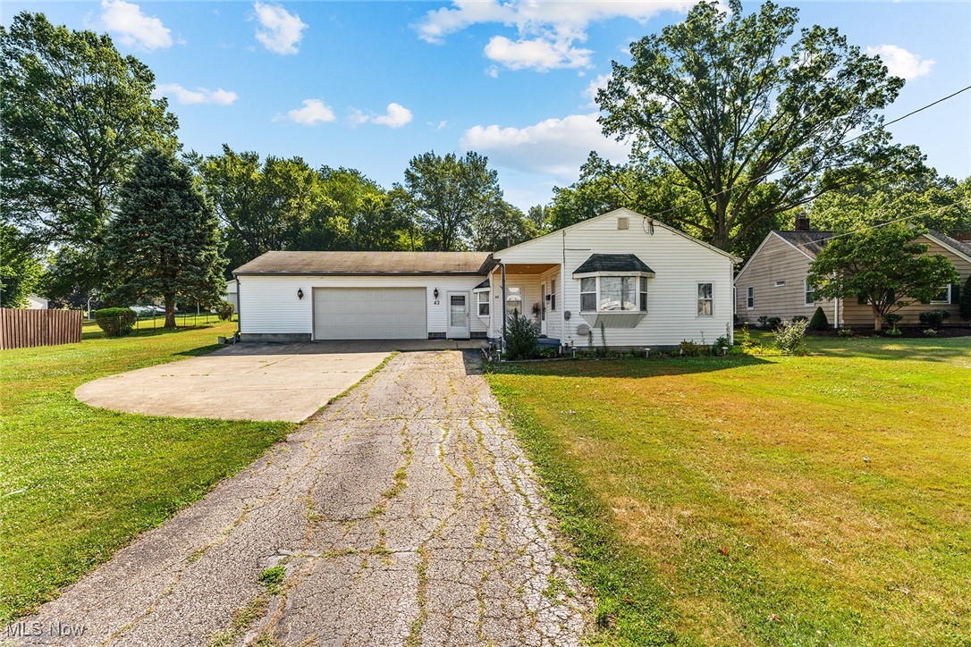 43 S Van Buren Avenue Barberton OH 44203