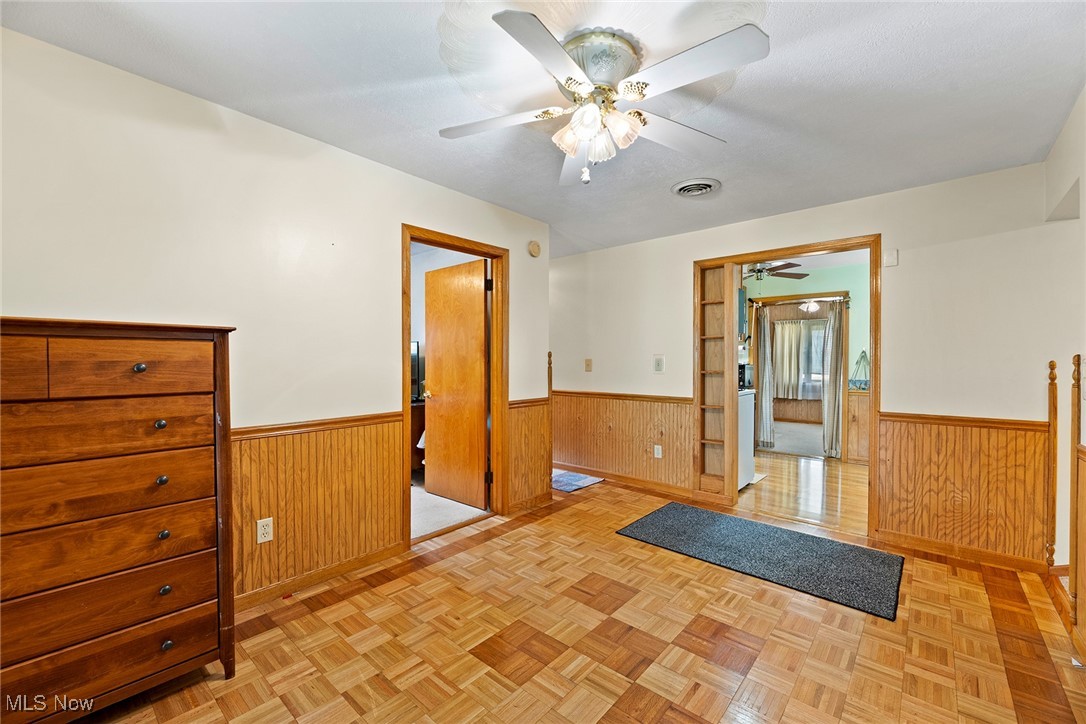 43 S Van Buren Avenue Barberton OH 44203