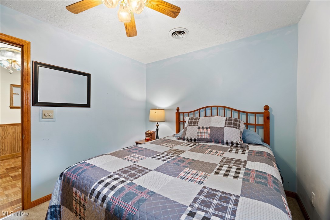 43 S Van Buren Avenue Barberton OH 44203