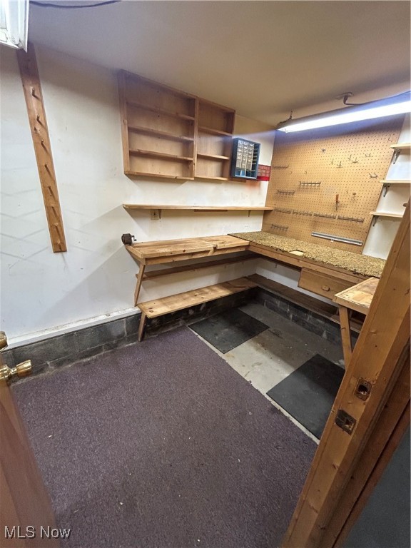 43 S Van Buren Avenue Barberton OH 44203