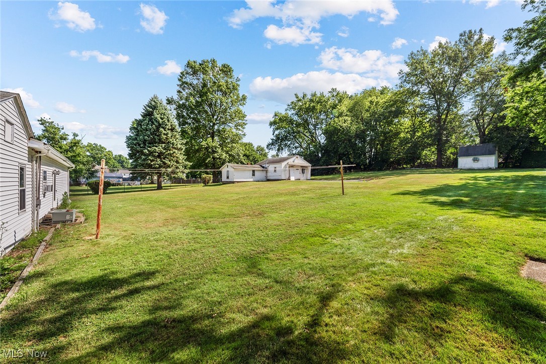 43 S Van Buren Avenue Barberton OH 44203