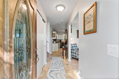 1173 Desert Street NE Uniontown OH 44685