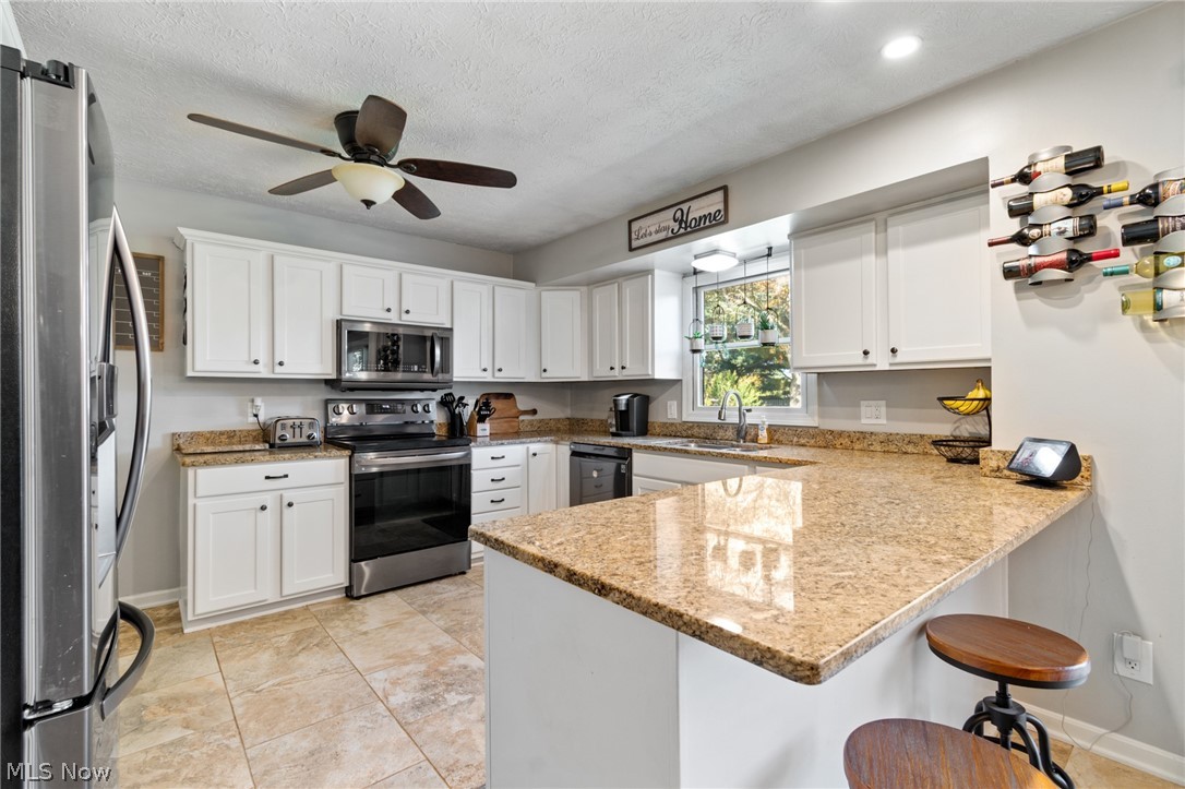 1173 Desert Street NE Uniontown OH 44685