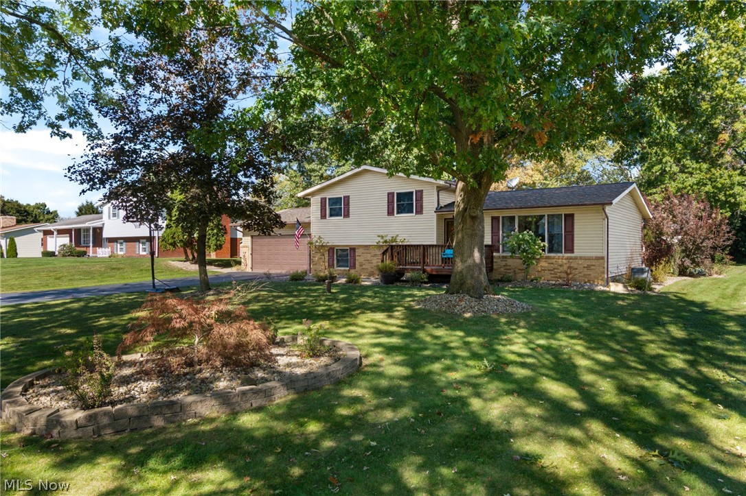 1173 Desert Street NE Uniontown OH 44685