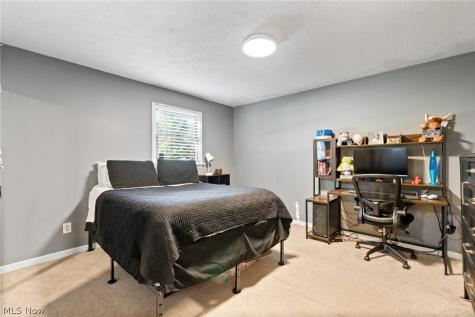 1173 Desert Street NE Uniontown OH 44685