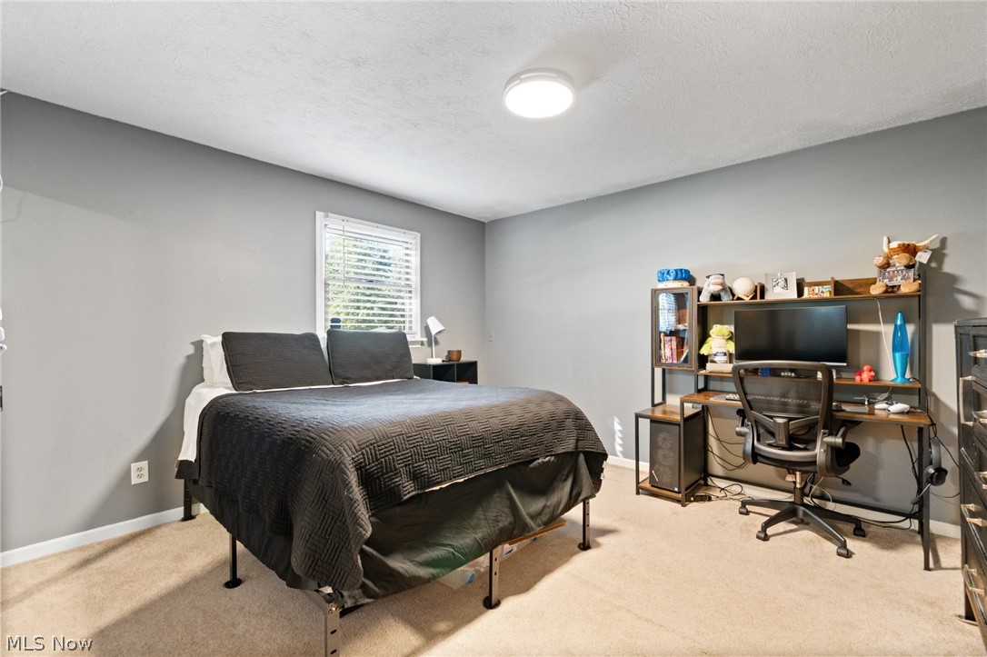 1173 Desert Street NE Uniontown OH 44685