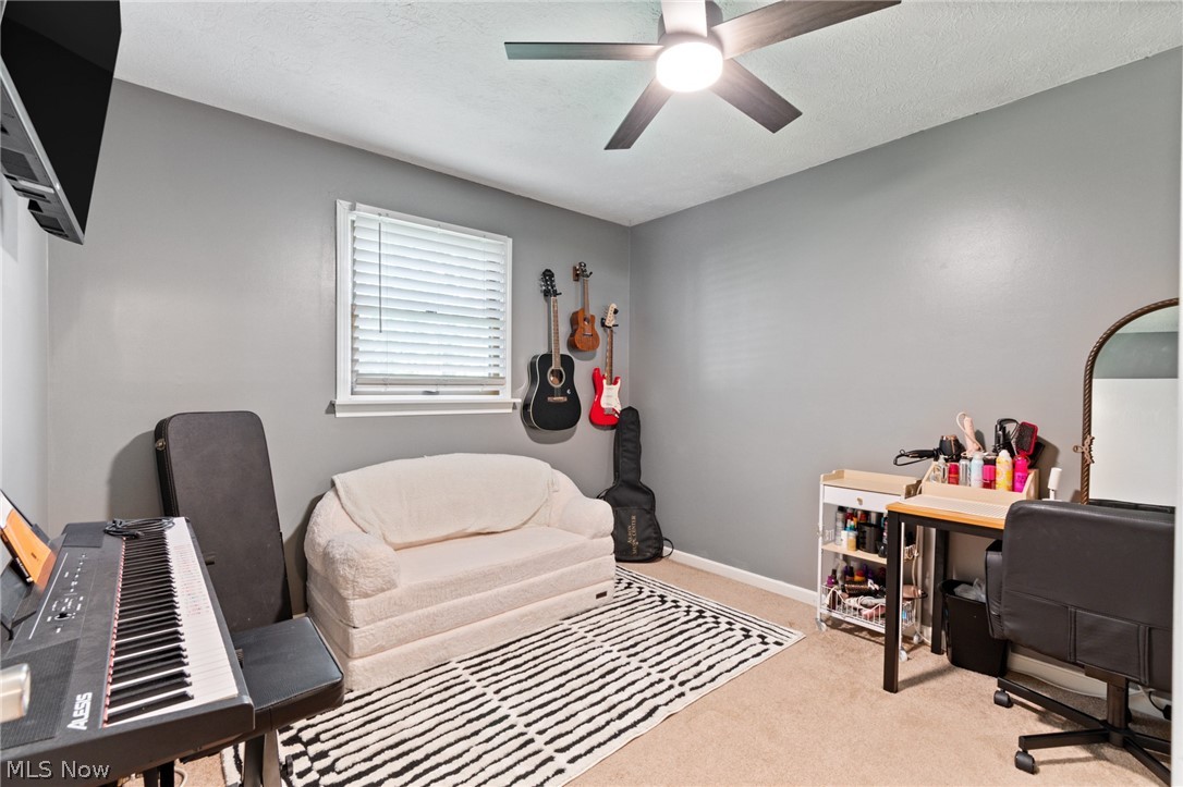 1173 Desert Street NE Uniontown OH 44685