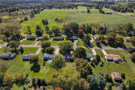 1173 Desert Street NE Uniontown OH 44685