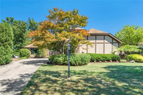 7791 Edgewood Lane Seven Hills OH 44131