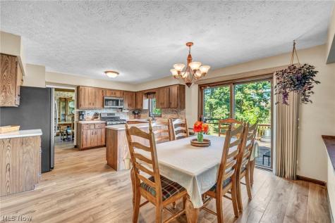 7791 Edgewood Lane Seven Hills OH 44131