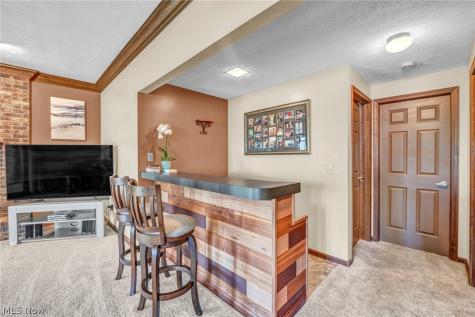 7791 Edgewood Lane Seven Hills OH 44131