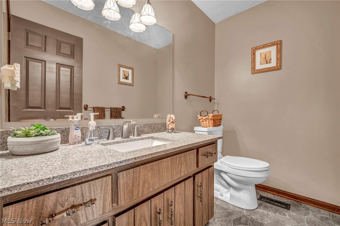 7791 Edgewood Lane Seven Hills OH 44131