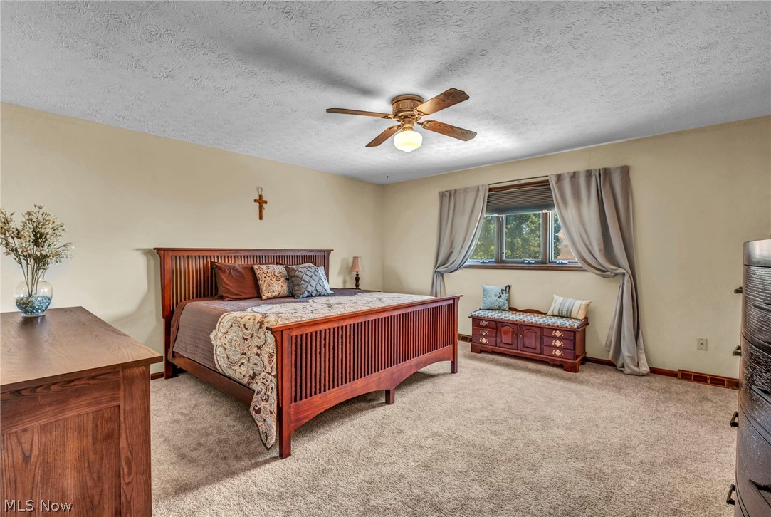 7791 Edgewood Lane Seven Hills OH 44131