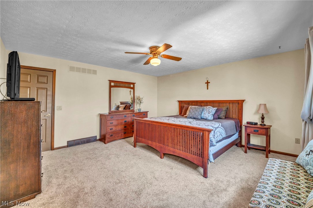 7791 Edgewood Lane Seven Hills OH 44131