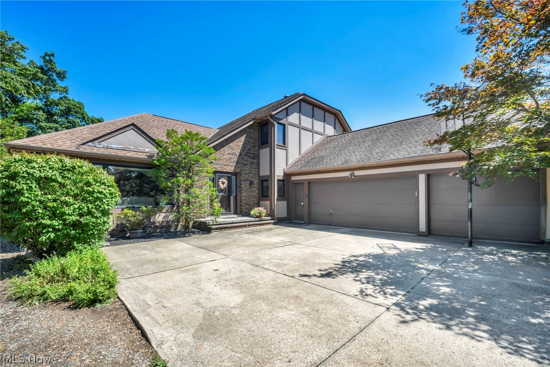 7791 Edgewood Lane Seven Hills OH 44131