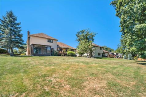 7791 Edgewood Lane Seven Hills OH 44131
