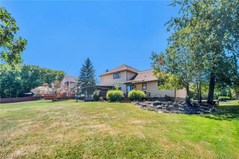 7791 Edgewood Lane Seven Hills OH 44131