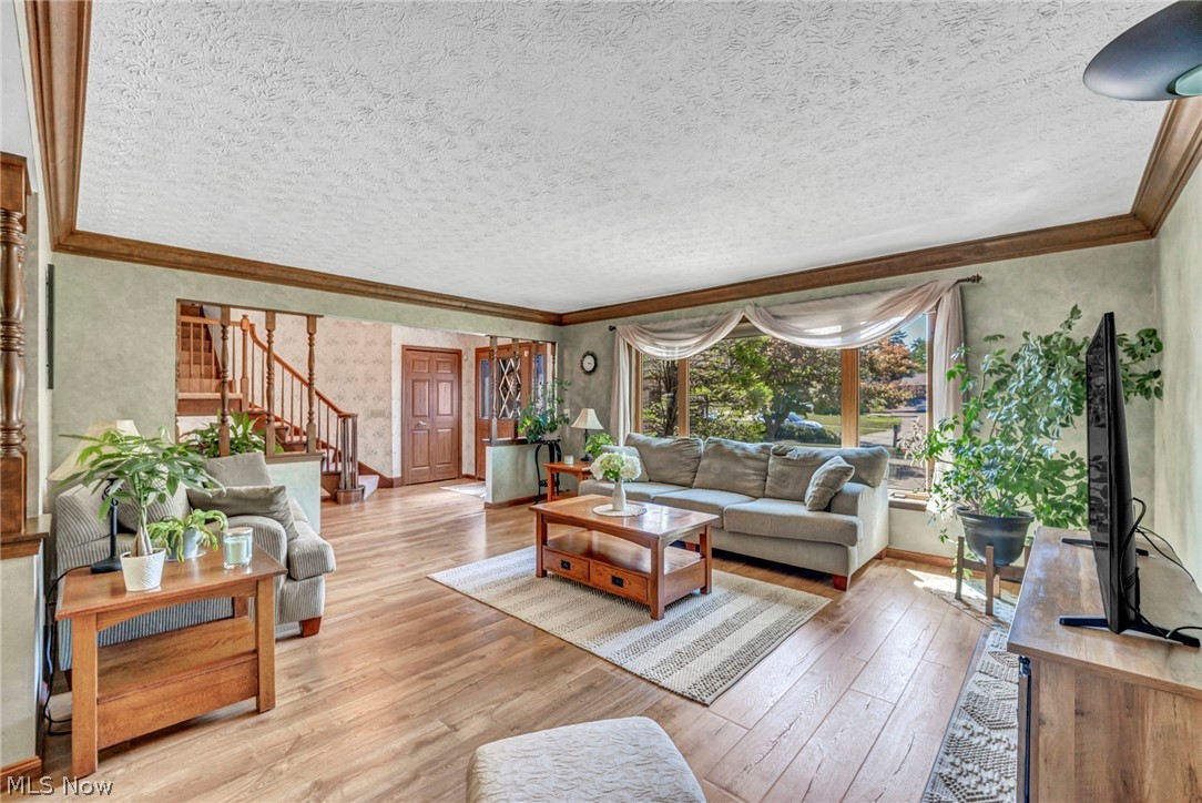 7791 Edgewood Lane Seven Hills OH 44131