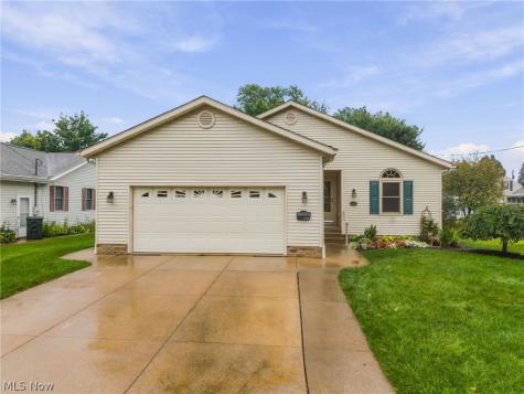922 Benskin Avenue SW Canton OH 44710