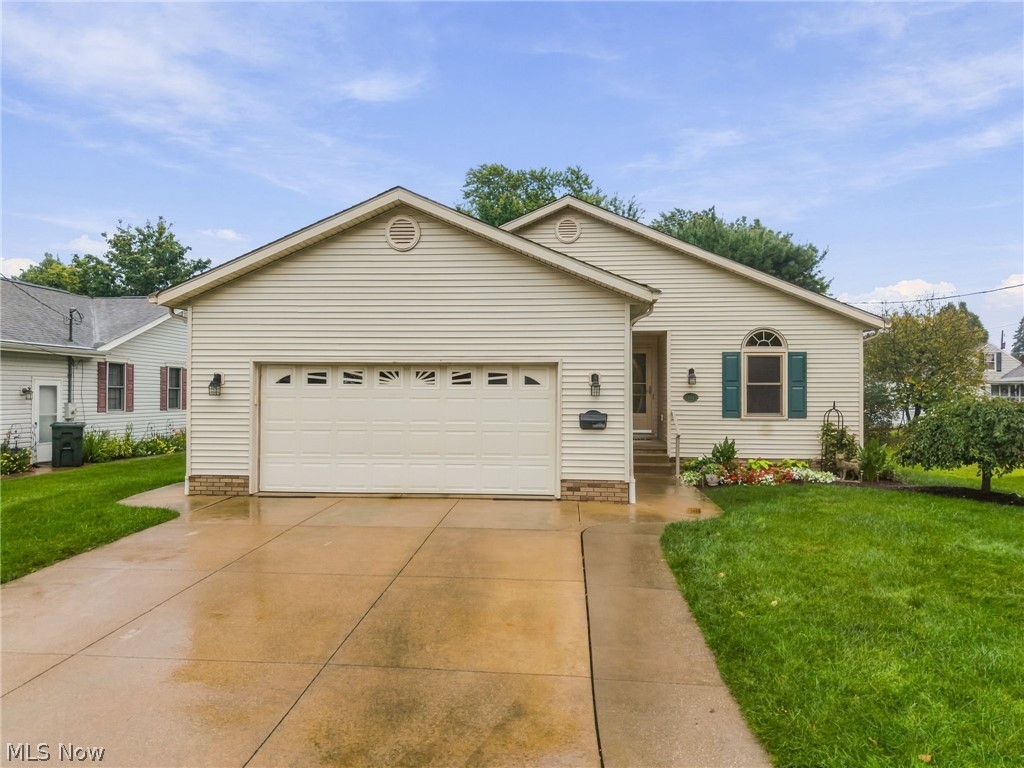 922 Benskin Avenue SW Canton OH 44710