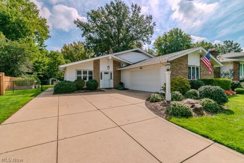 7085 Hoover Drive Mentor OH 44060