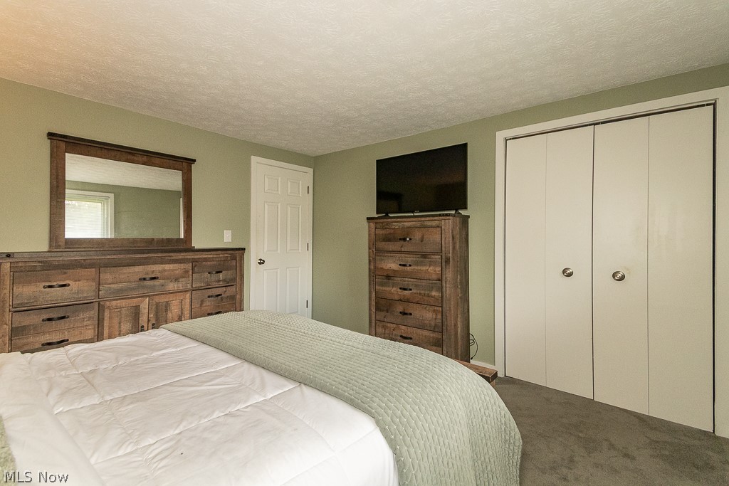 7085 Hoover Drive Mentor OH 44060