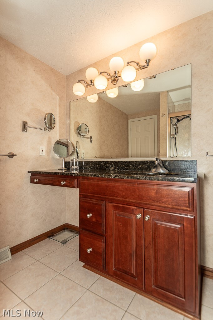 7085 Hoover Drive Mentor OH 44060