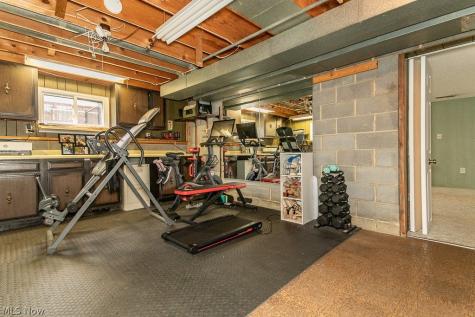7085 Hoover Drive Mentor OH 44060