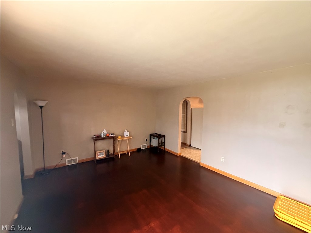 1616 Etruria Street East Liverpool OH 43920