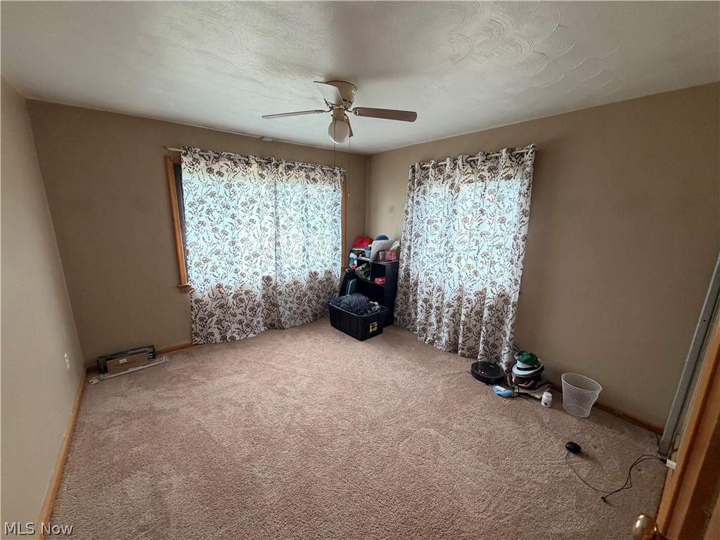 1616 Etruria Street East Liverpool OH 43920