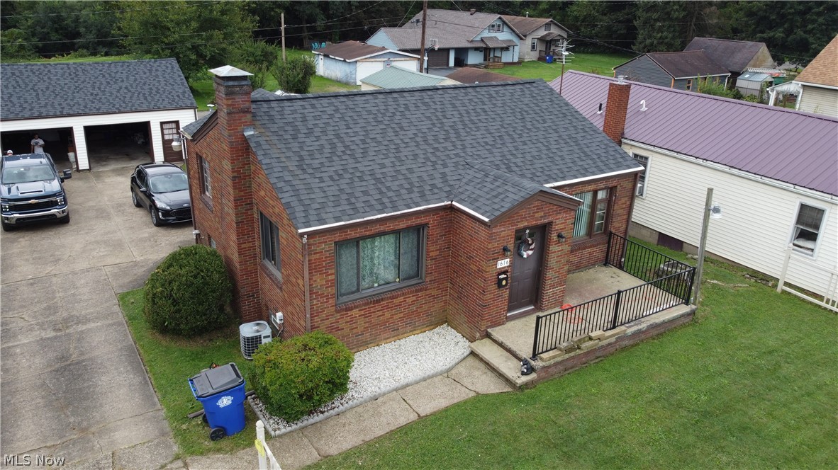 1616 Etruria Street East Liverpool OH 43920