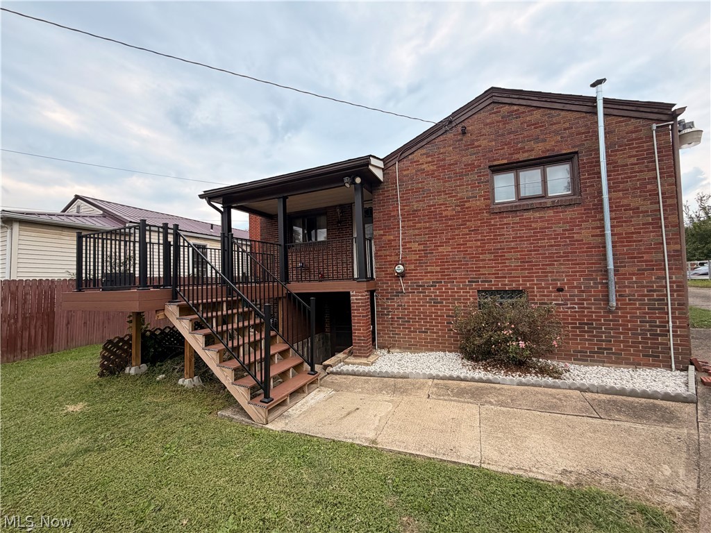 1616 Etruria Street East Liverpool OH 43920