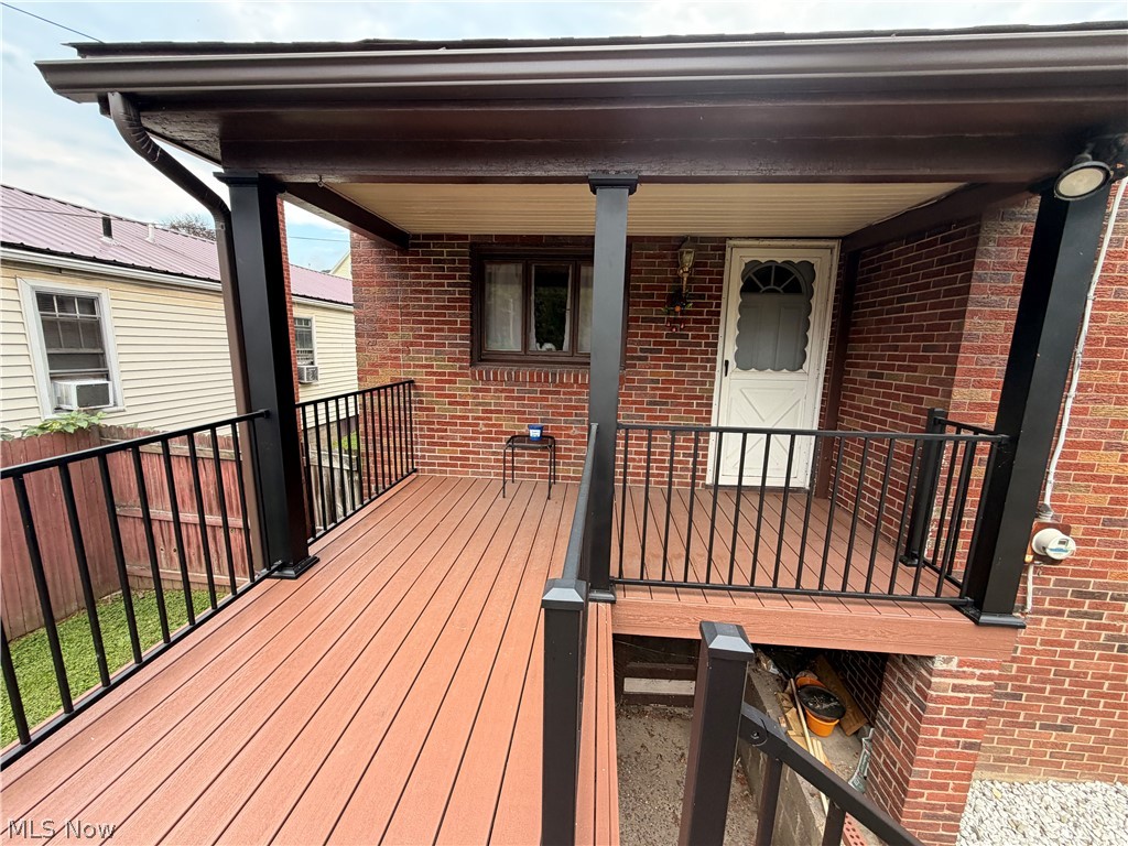 1616 Etruria Street East Liverpool OH 43920