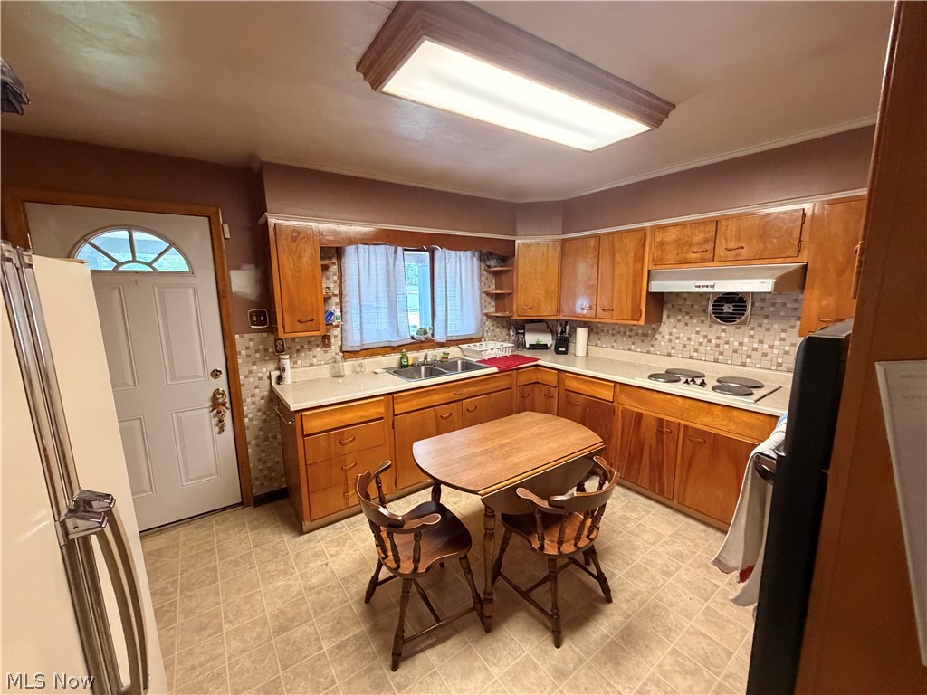 1616 Etruria Street East Liverpool OH 43920