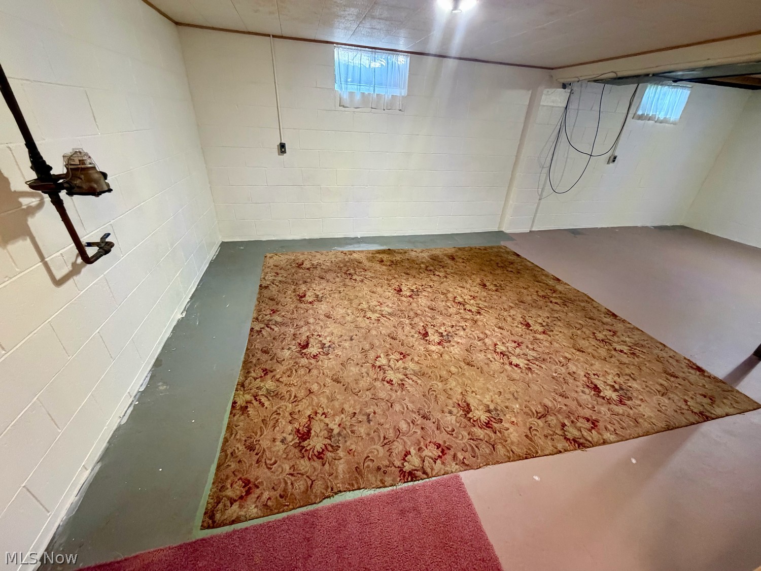 1128 Schell Avenue NW New Philadelphia OH 44663