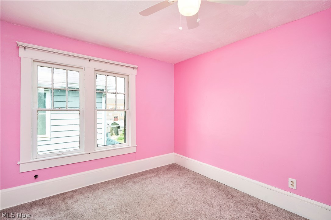 221 7th Street NW Barberton OH 44203