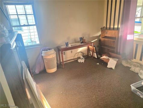646 Columbia Avenue Akron OH 44310