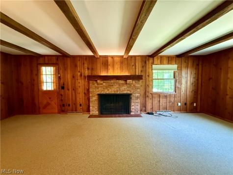 6025 California Avenue Louisville OH 44641