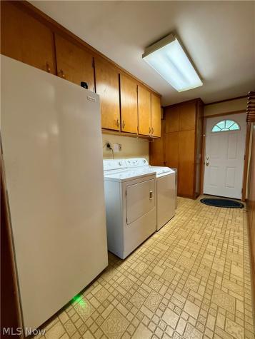 6025 California Avenue Louisville OH 44641