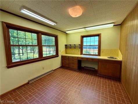 6025 California Avenue Louisville OH 44641