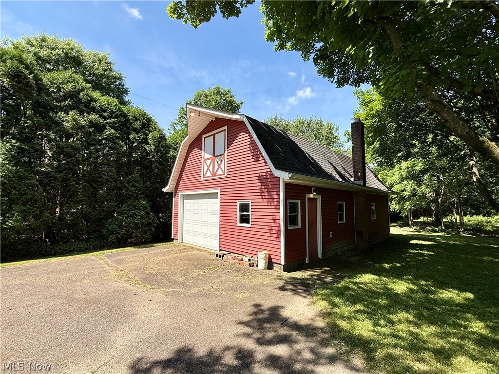 6025 California Avenue Louisville OH 44641