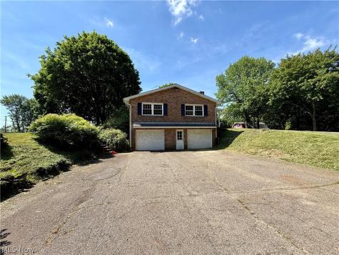 6025 California Avenue Louisville OH 44641