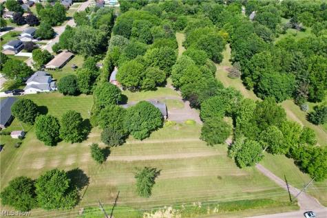 6025 California Avenue Louisville OH 44641
